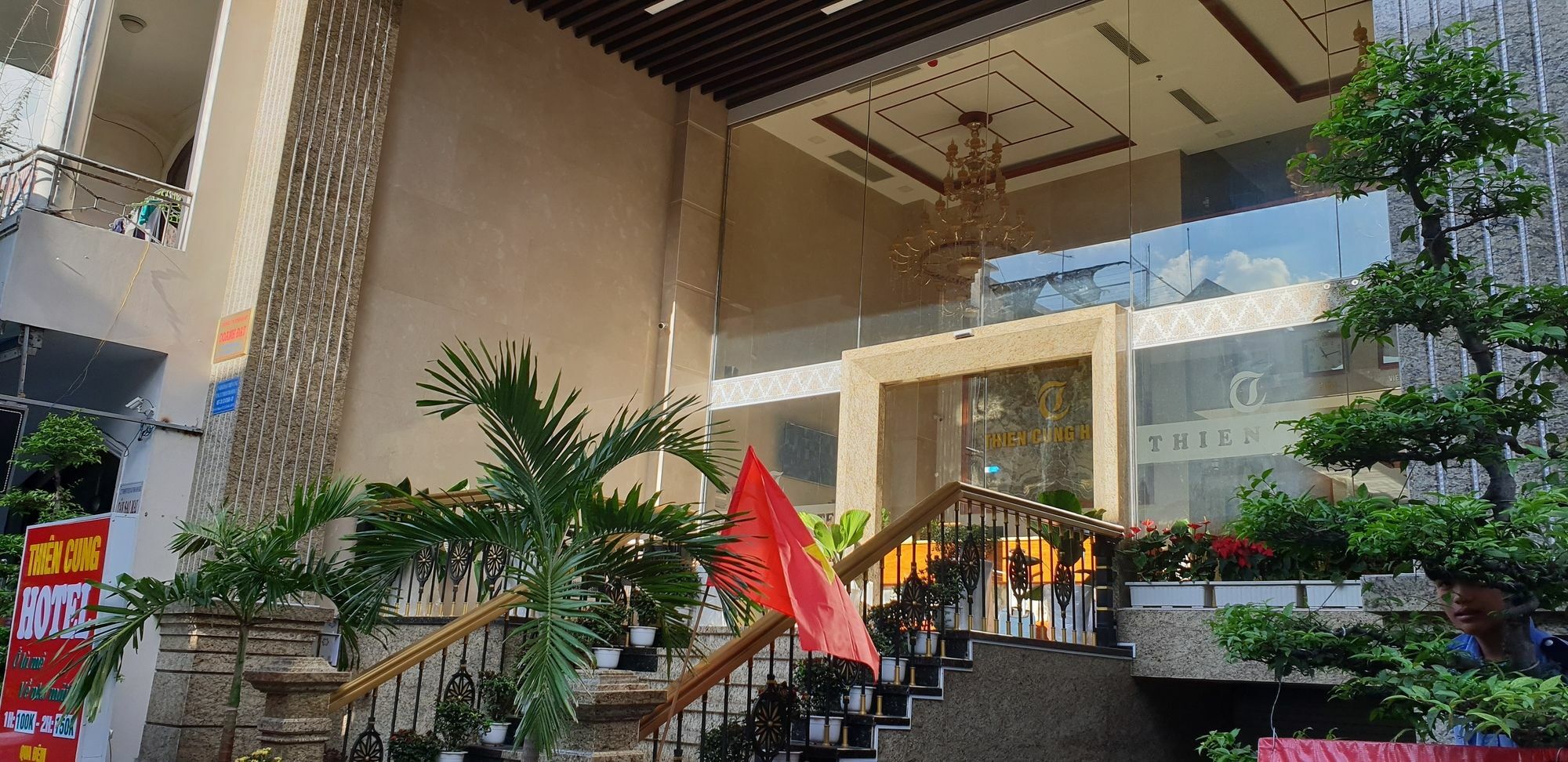 Oyo 231 Thien Cung Hotel Cidade de Ho Chi Minh Exterior foto